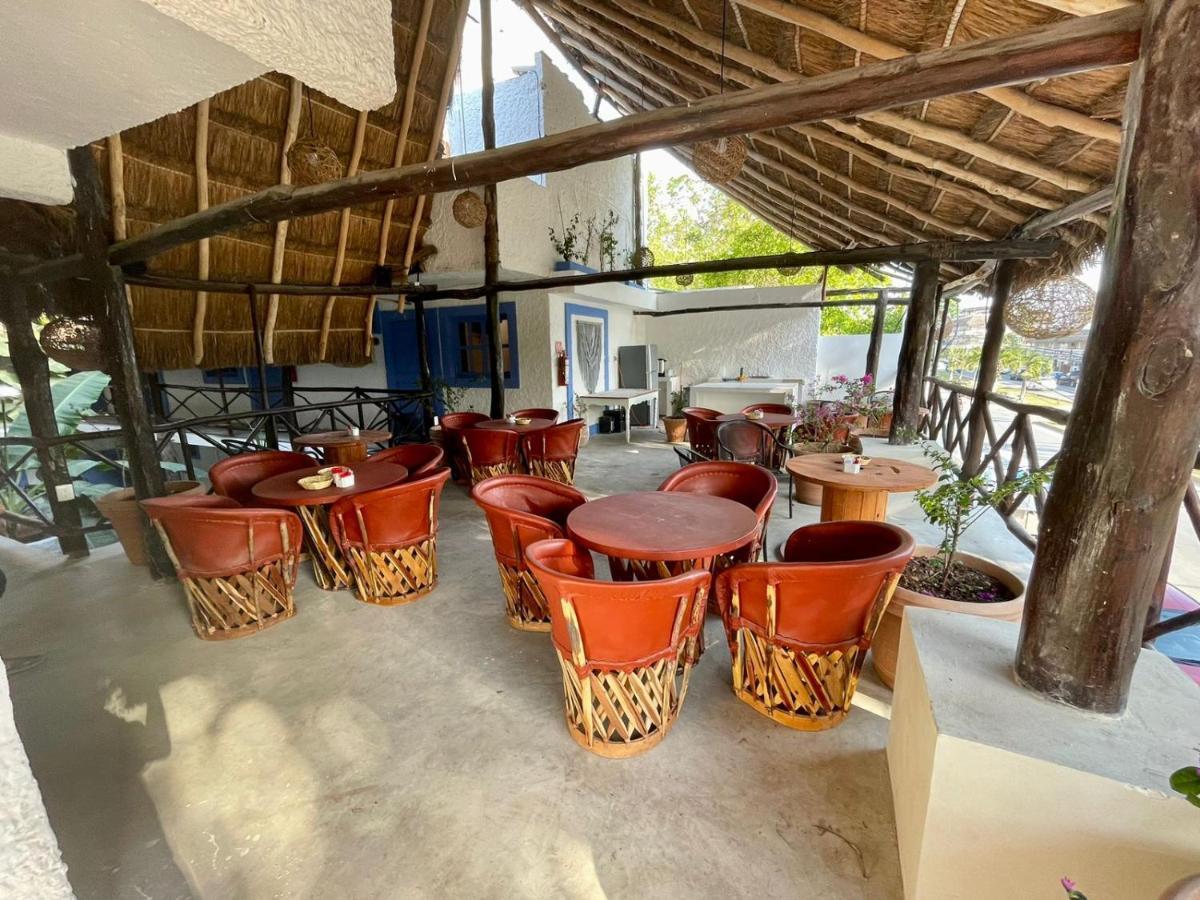 Mio Tulum Hotel Boutique Buitenkant foto Restaurant in Tulum