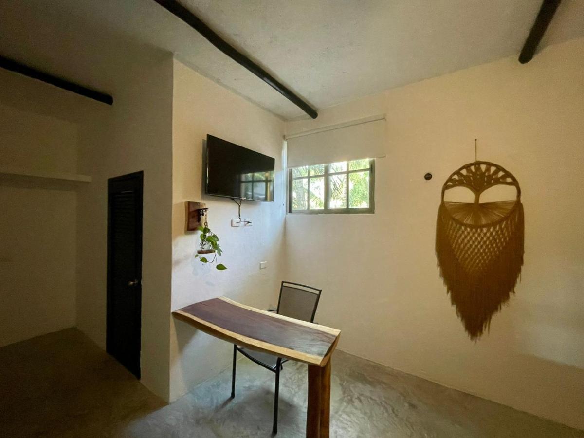 Mio Tulum Hotel Boutique Buitenkant foto A dreamcatcher in a hotel in Tulum, Mexico
