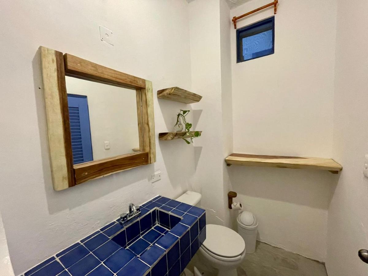 Mio Tulum Hotel Boutique Buitenkant foto Bathroom in a house in Tulum, Mexico