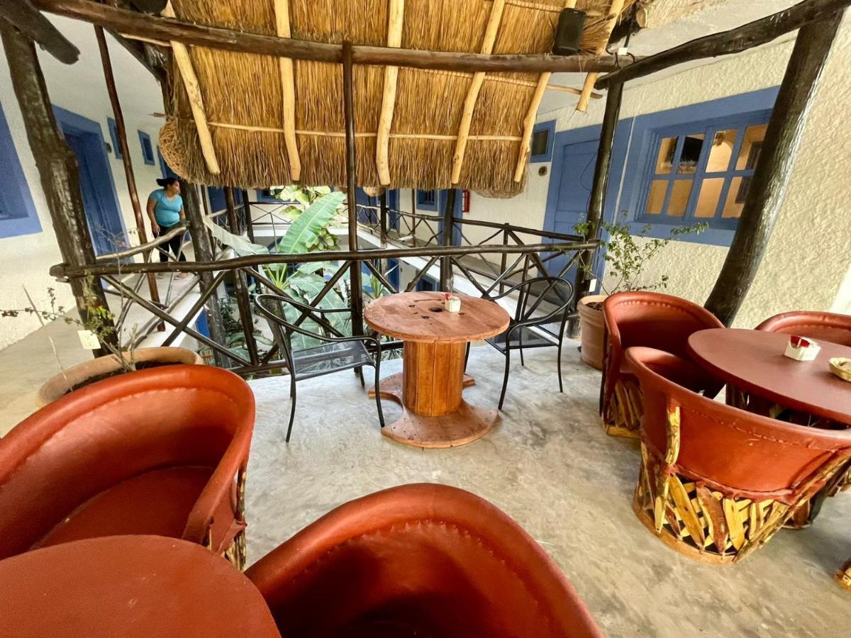Mio Tulum Hotel Boutique Buitenkant foto The interior of the hotel